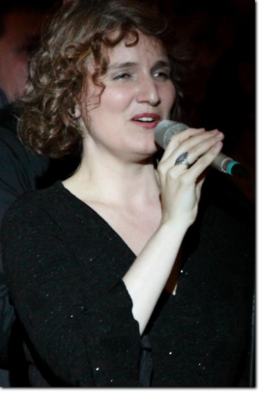 Katharina Micada live im Konzert in Dresden